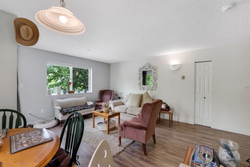201B-40120 Willow Crescent, Squamish, BC 