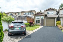 6459 Walker Avenue Burnaby, BC V5E 3B7