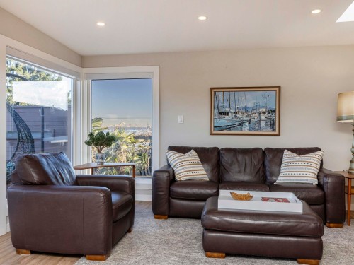 815 Massey Street, New Westminster, BC 