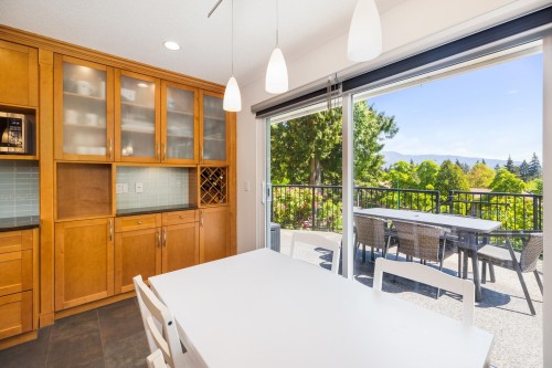 3985 Frames Place, North Vancouver, BC 