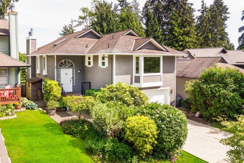 3985 Frames Place, North Vancouver, BC 