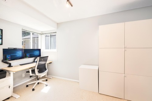 3985 Frames Place, North Vancouver, BC 