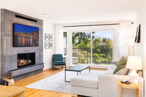 3985 Frames Place, North Vancouver, BC 