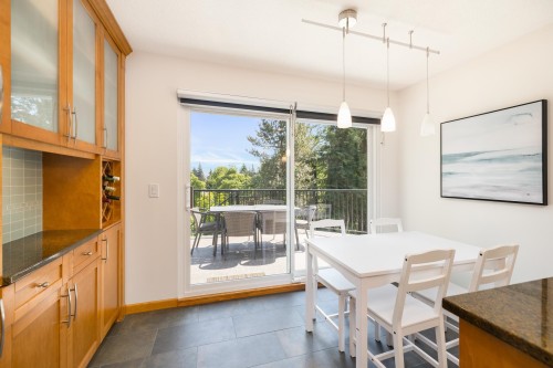 3985 Frames Place, North Vancouver, BC 