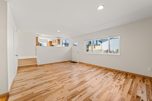 218 Mundy Street, Coquitlam, BC 