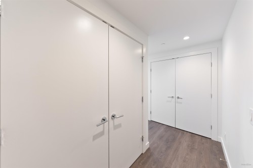 2107-652 Whiting Way, Coquitlam, BC 
