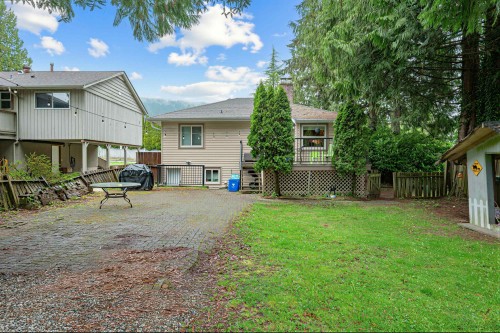 1095 29Th Street E, North Vancouver, BC 
