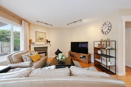 6113 Pearkes Drive, Richmond, BC 