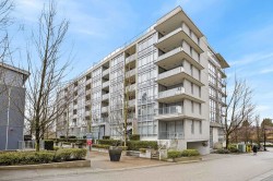 201-4888 Nanaimo Street  Vancouver, BC V5N 0B5
