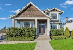 4133 Victory Street Burnaby, BC V5J 1P6