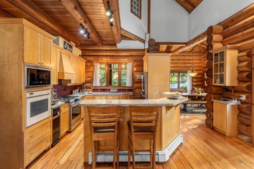 3025 Anmore Creek Way, Anmore, BC 