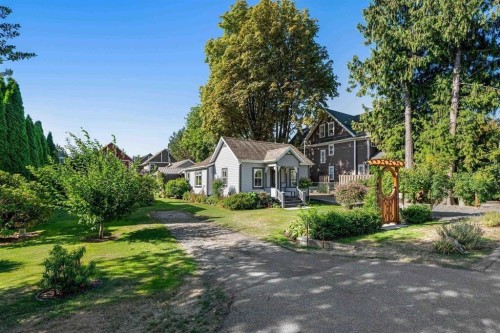 4806 48 Avenue, Delta, BC 