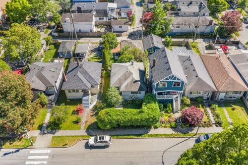 880 33Rd Avenue E, Vancouver, BC 