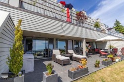 11-2246 Folkestone Way West Vancouver, BC V7S 2X7