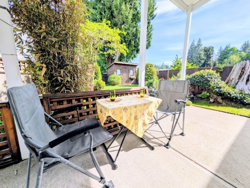 109-4510 101 Highway, Sechelt, BC 