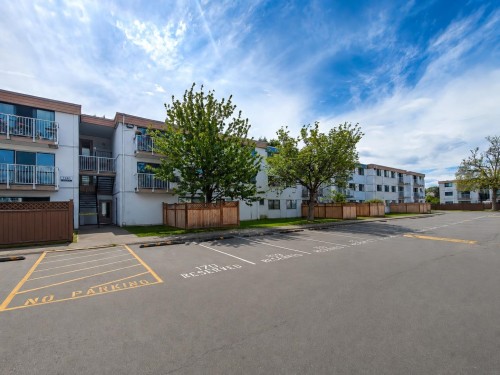 116-7240 Lindsay Road  Richmond, BC V7C 3M6