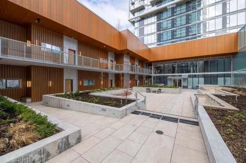 2109-6000 Mckay Avenue  Burnaby, BC V5H 0K2