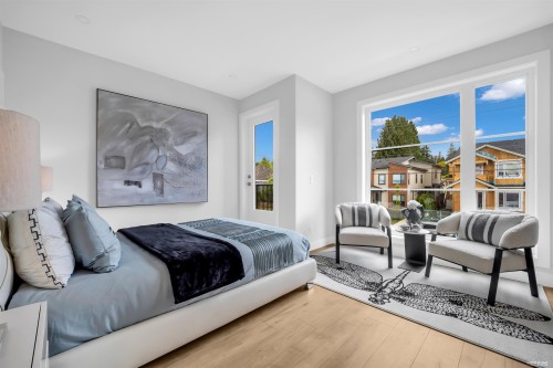 946 Dansey Avenue, Coquitlam, BC 