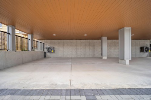 946 Dansey Avenue, Coquitlam, BC 