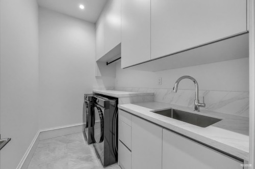 3514 27Th Avenue W, Vancouver, BC 