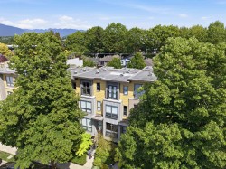 3750 Commercial Street  Vancouver, BC V5N 4G2