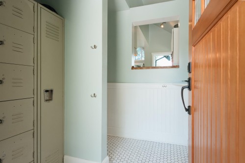 4981 Geer Road, Sechelt, BC - Indoor Photo Showing Other Room