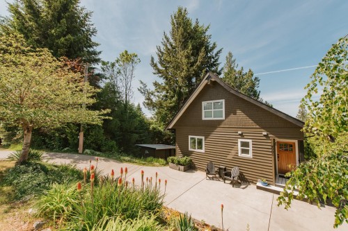 4981 Geer Road, Sechelt, BC - Outdoor