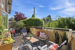 203-1689 13th Avenue E Vancouver, BC V5N 0A5