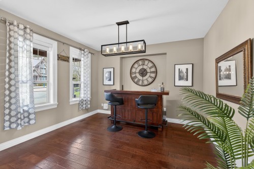1213 Burkemont Place, Coquitlam, BC 