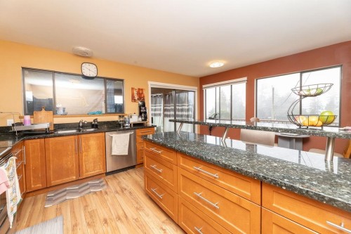 4934 Geer Road, Sechelt, BC 