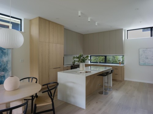 893 21St Avenue E, Vancouver, BC 