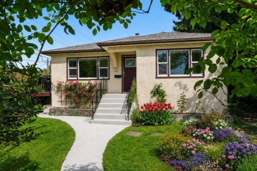 38 Slocan Street N, Vancouver, BC 
