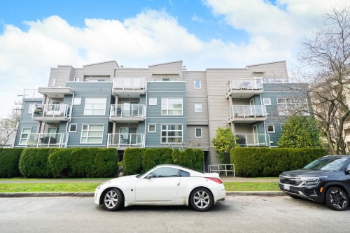 104-2815 Yew Street, Vancouver, BC 