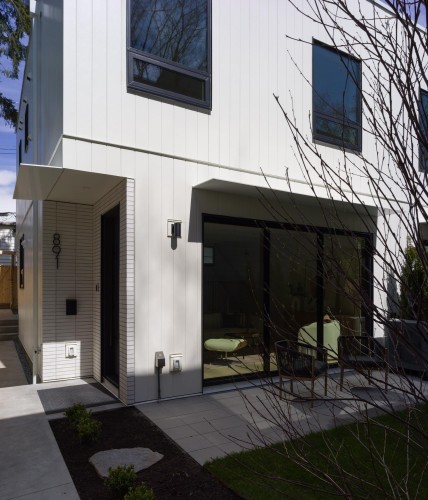 891 21St Avenue E, Vancouver, BC 