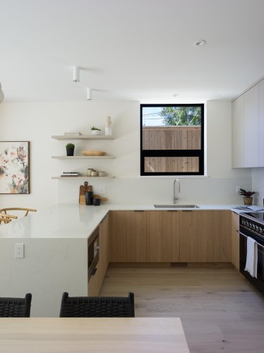 891 21St Avenue E, Vancouver, BC 