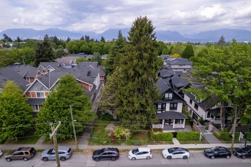 357 33Rd Avenue E, Vancouver, BC 