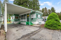 55-21163 Lougheed Highway  Maple Ridge, BC V2X 2R4