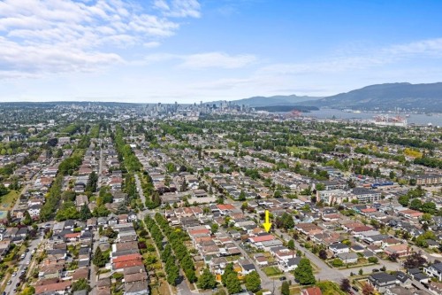 2964 4Th Avenue E, Vancouver, BC 