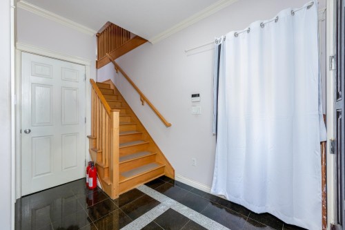 5671 Earles Street, Vancouver, BC 