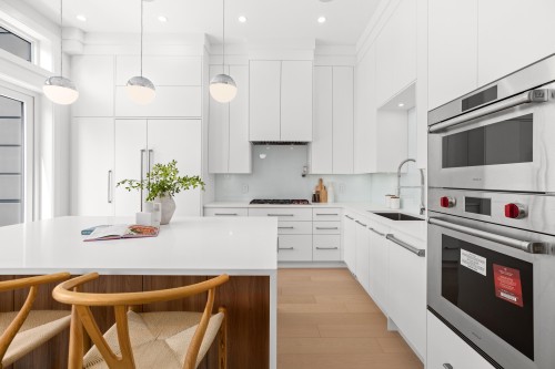 2-5061 Blenheim Street, Vancouver, BC 