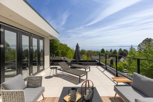 2-5061 Blenheim Street, Vancouver, BC 