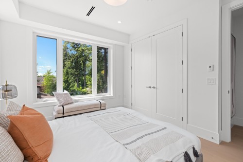 2-5061 Blenheim Street, Vancouver, BC 
