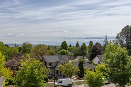 2-5061 Blenheim Street, Vancouver, BC 