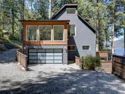 6165 Coracle Drive Sechelt, BC V7Z 0C9
