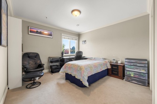 9044 Railway Avenue, Richmond, BC 