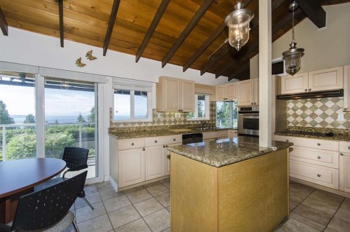 2685 Skilift Place, West Vancouver, BC 