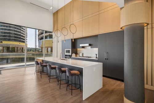 404-4880 Lougheed Highway, Burnaby, BC 