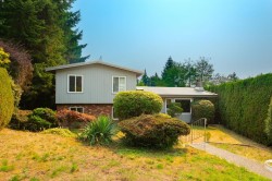 1285 Lucking Place  North Vancouver, BC V7J 3L5