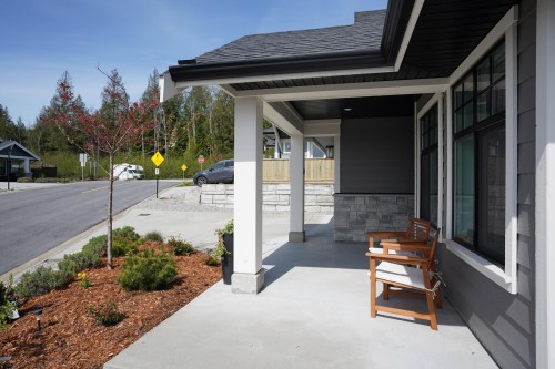 6078 Kingbird Avenue, Sechelt, BC 