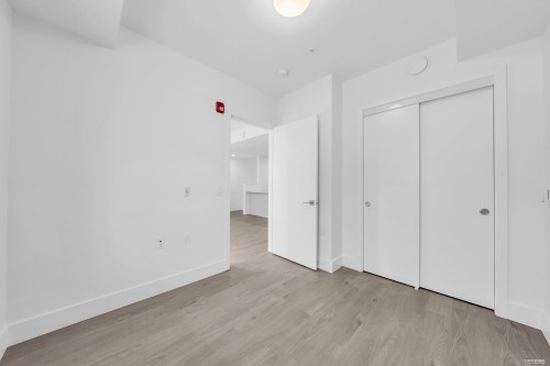2210 1St Avenue E, Vancouver, BC 